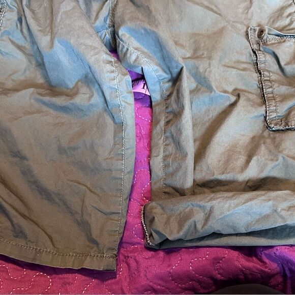 Calvin Klein Capris size 12 with 2 side cargo pockets - Picture 6 of 6